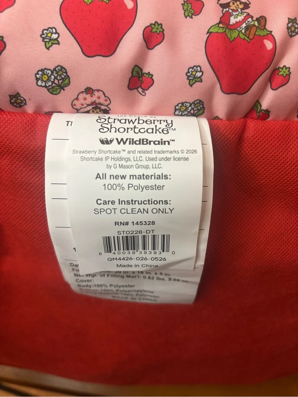 Plush Red Small Pet Bed with Strawberry-Patterned Border